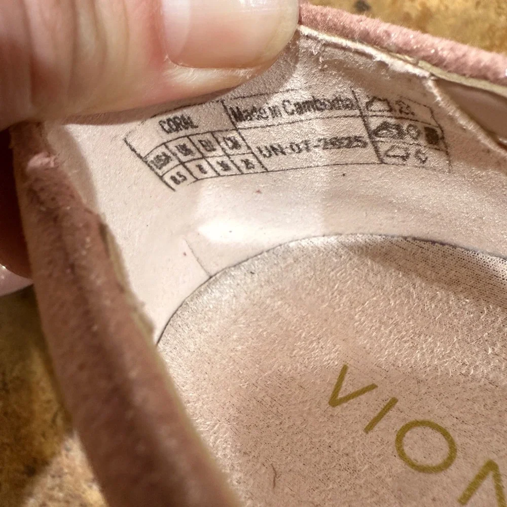 Vionic Vio Motion Coral Pink Shimmer Leather Slip‎ On Flats Loafers 8.5 Comfort